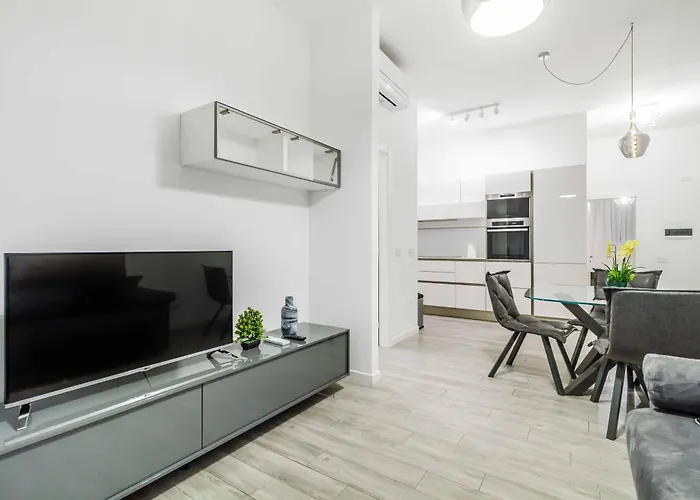 Domusmi Veniero 12 شقة ميلان